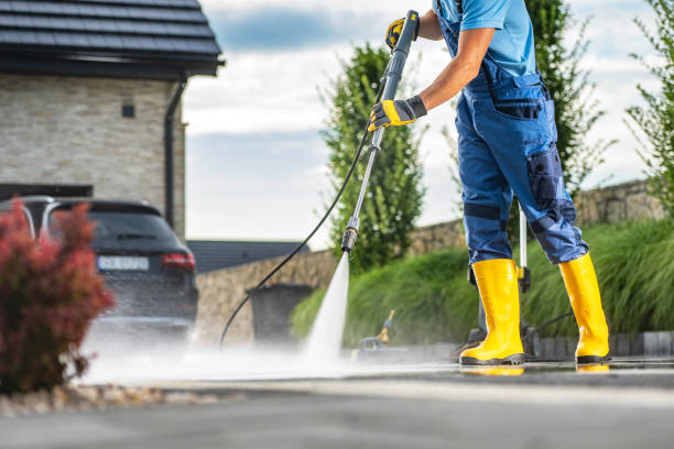 Best Pool Deck Cleaning  in Barstow, CA